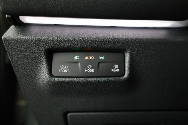 Volkswagen Tiguan 1.5 eTSI 110 kW Life DSG Life, Pano, Navi, EasyOpen, LED-Plus, 5 J.-Garantie 