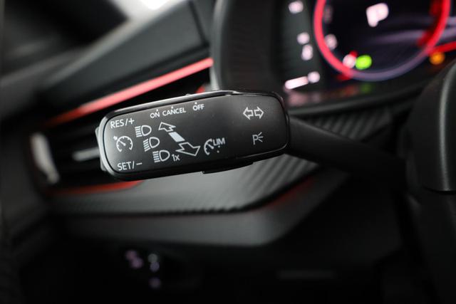 Skoda Kamiq Monte Carlo 1.0 TSI DSG Carlo, Matrix, Pano, Navi, Kamera, 5 J.-Garantie 