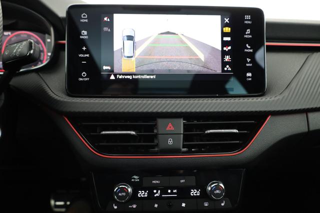 Skoda Kamiq Monte Carlo 1.0 TSI DSG Carlo, Matrix, AHK, 18-Zoll, Pano, Navi, el.Klappe, 5 J.-Garantie 