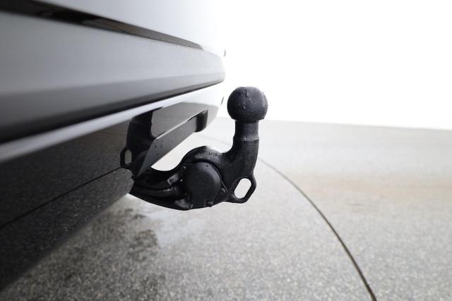 Skoda Kamiq Monte Carlo 1.0 TSI DSG Carlo, Matrix, AHK, 18-Zoll, Pano, Navi, el.Klappe, 5 J.-Garantie 