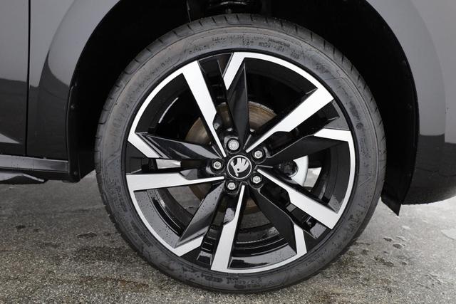 Skoda Kamiq Monte Carlo 1.5 TSI Carlo, Matrix, AHK, 18-Zoll, Pano, Navi, el. Klappe, 5 J.-Garantie 