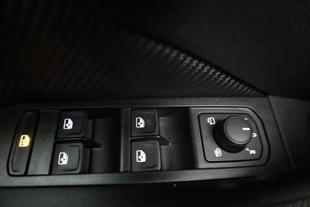 Skoda Kamiq Monte Carlo 1.5 TSI DSG Carlo, Matrix, 18-Zoll, Pano, Navi, Side, 5 J.-Garantie 