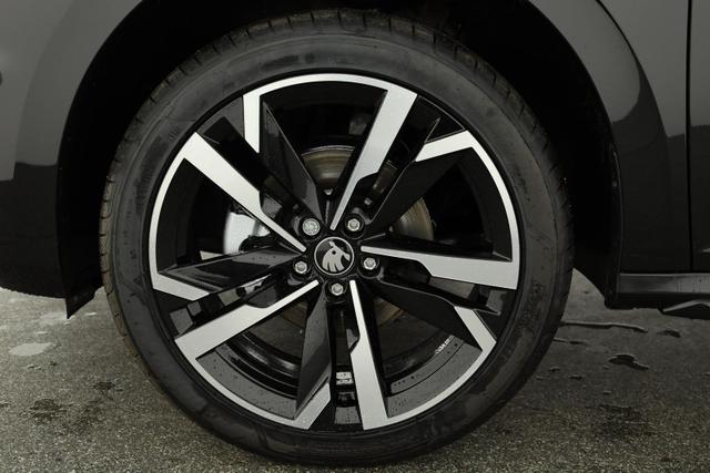 Skoda Kamiq Monte Carlo 1.5 TSI DSG Carlo, Matrix, 18-Zoll, Pano, Navi, Side, 5 J.-Garantie 