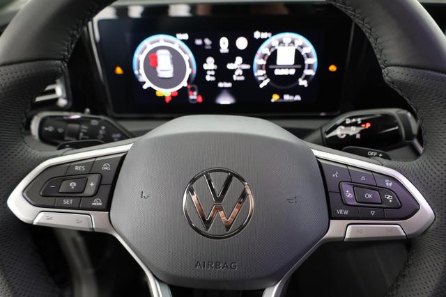 Volkswagen Tiguan 2.0 TSI 195 kW 4Motion R-Line DSG 4M Black, Pano, AHK, IQ.Light, AreaView, 20-Zoll, Navi 