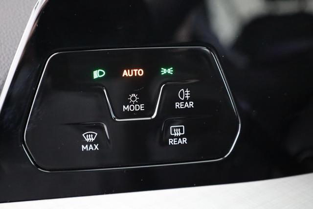 Volkswagen Golf 1.5 TSI 110 kW VIII Variant Life Facelift, AHK, easyOpen, Kamera, 3-J Garantie 