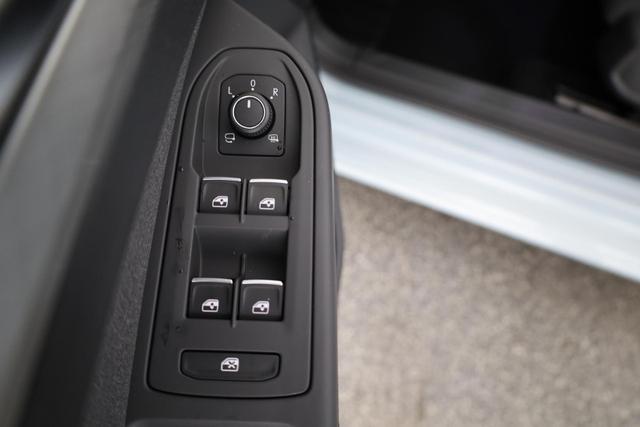 Volkswagen Golf 1.5 TSI 110 kW VIII Variant Life Facelift, AHK, easyOpen, Kamera, 3-J Garantie 