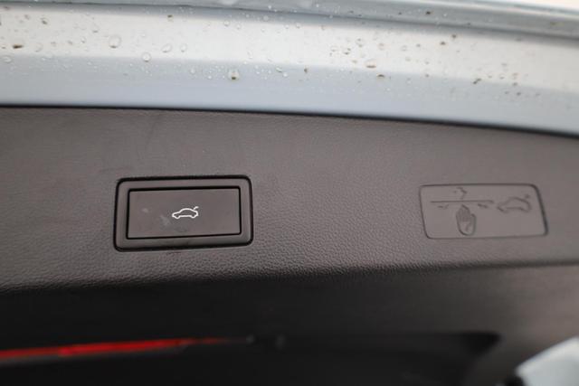 Volkswagen Golf 1.5 TSI 110 kW VIII Variant Life Facelift, AHK, easyOpen, Kamera, 3-J Garantie 