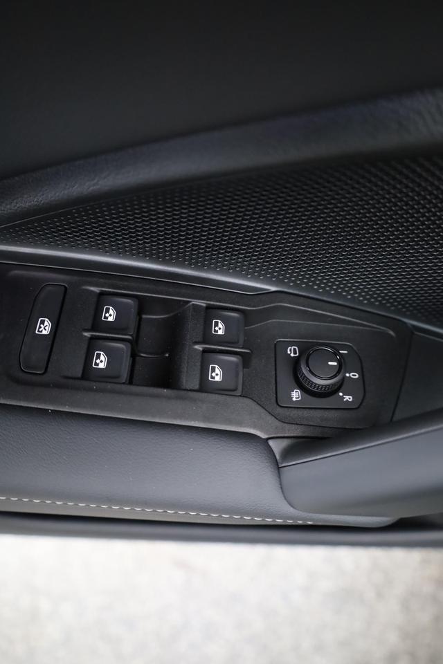 Volkswagen Tiguan 1.5 eTSI 110 kW Life DSG Life, easyOpen, LED-Plus, Winterpaket 