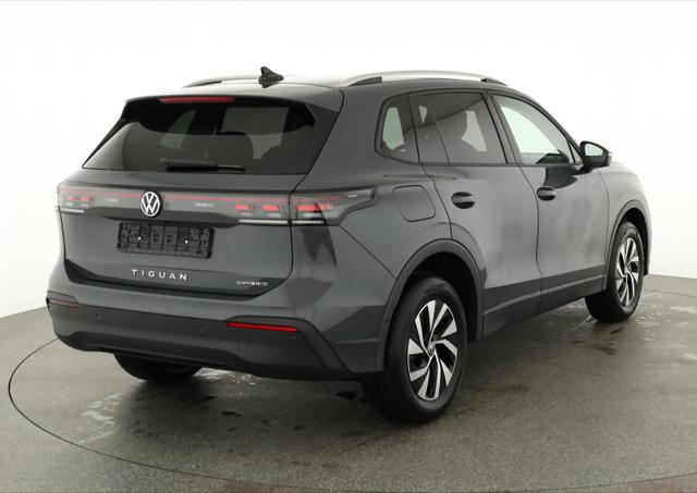 Volkswagen Tiguan - 1.5 TSI eHybrid 150 kW Life DSG Life, AHK, Navi, Side, easyOpen, Winter