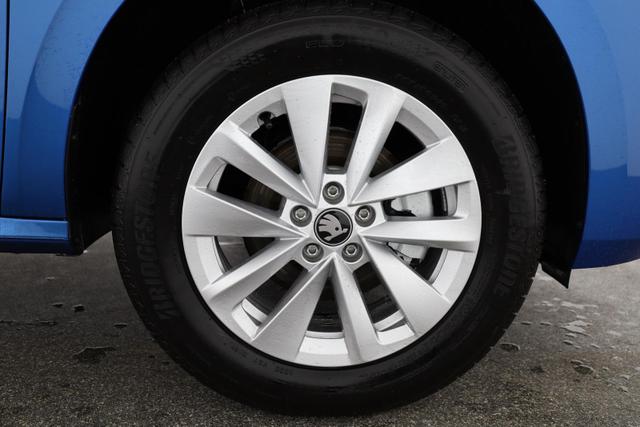 Skoda Kamiq Selection 1.0 TSI DSG Selection, Matrix, Kamera, 16-Zoll, Winter, 4-J Garantie 