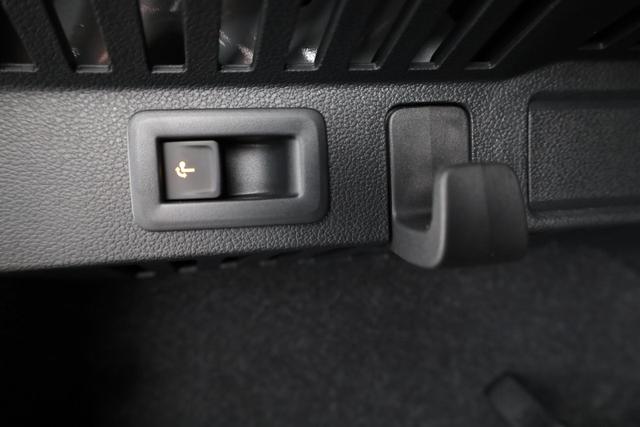 Skoda Kamiq Selection 1.0 TSI DSG Selection, AHK, Matrix, 16-Zoll, Kamera, Winter, 4-J Garantie 