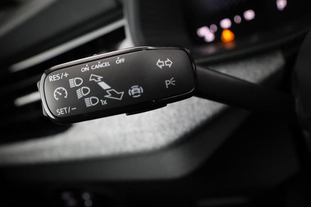 Skoda Kamiq Selection 1.0 TSI DSG Selection, AHK, Matrix, 16-Zoll, Kamera, Winter, 4-J Garantie 