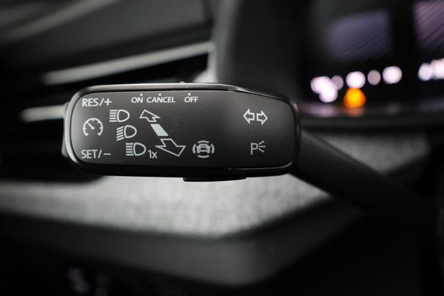 Skoda Kamiq Selection 1.5 TSI DSG Selection, AHK, 16-Zoll, Kamera, Winter, 4-J Garantie 