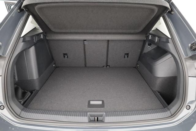 Volkswagen Tiguan 1.5 TSI eHybrid 150 kW Life DSG Life, IQ.Light, Pano, AHK, EasyOpen, AreaView, Side 