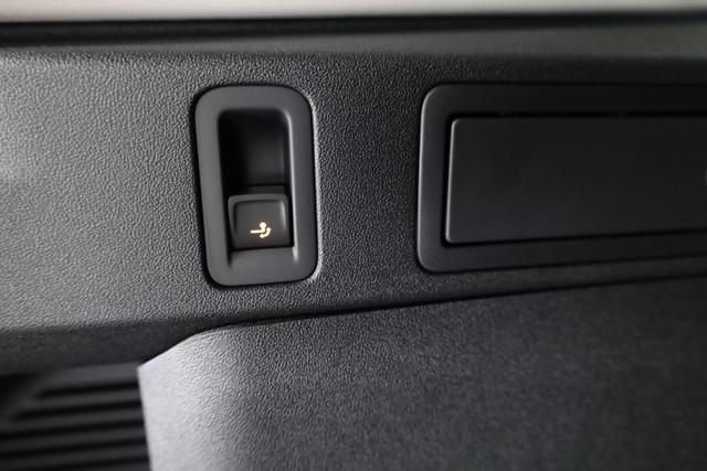 Volkswagen Tiguan 1.5 TSI eHybrid 150 kW Life DSG Life, IQ.Light, Pano, AHK, EasyOpen, AreaView, Side 