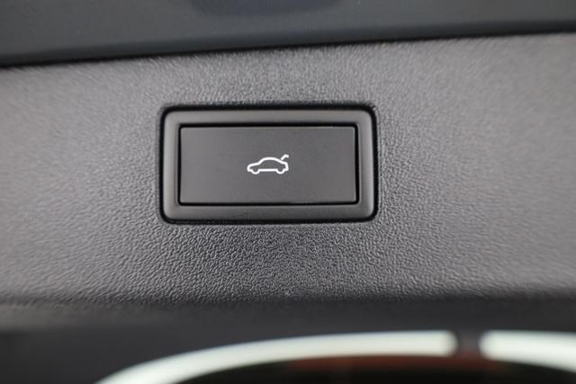 Volkswagen Tiguan 1.5 TSI eHybrid 150 kW Life DSG Life, IQ.Light, Pano, AHK, EasyOpen, AreaView, Side 