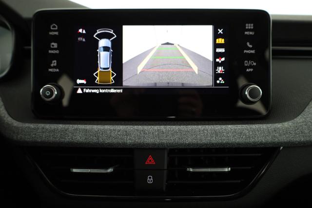 Skoda Kamiq Selection 1.5 TSI DSG Selection, AHK, Kamera, Winter, 4-J Garantie 