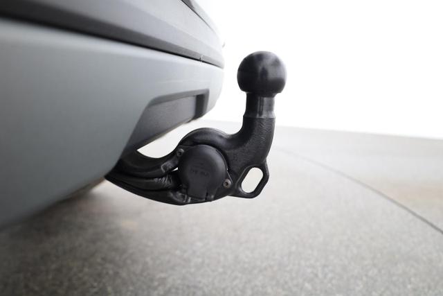 Skoda Kamiq Selection 1.5 TSI DSG Selection, AHK, Kamera, Winter, 4-J Garantie 