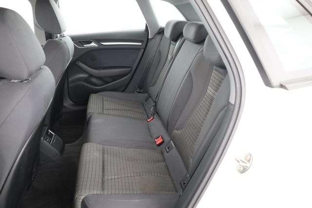 Audi A3 Sportback 30 TFSI sport TFSI, Navi, Sitzheizung, 17-Zoll 