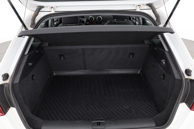 Audi A3 Sportback 30 TFSI sport TFSI, Navi, Sitzheizung, 17-Zoll 