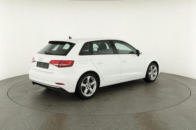 Audi A3 Sportback 30 TFSI sport TFSI, Navi, Sitzheizung, 17-Zoll 