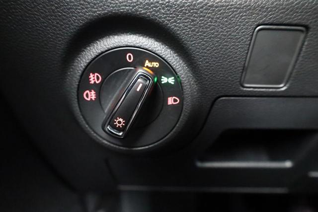 Seat Arona Xcellence 1.0 TSI LED, Kamera, Navi, Side, 17-Zoll 