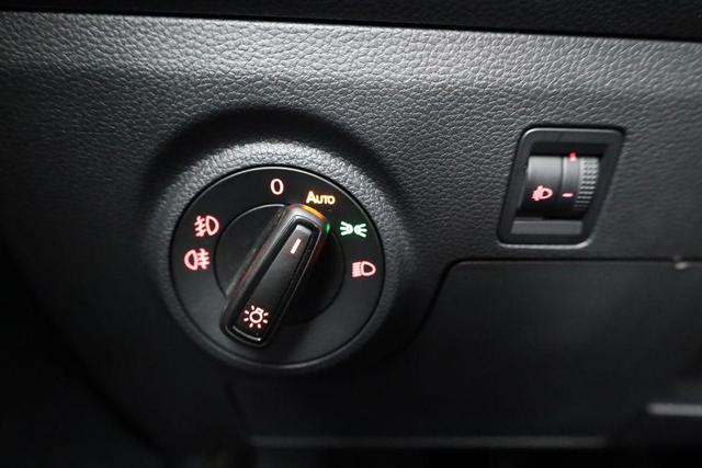 Seat Arona Reference 1.0 TSI Reference, Winterpaket, Einparkhilfe, Bluetooth 