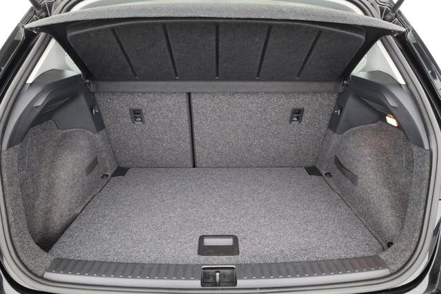 Seat Arona Reference 1.0 TSI Reference, Winterpaket, Einparkhilfe, Bluetooth 