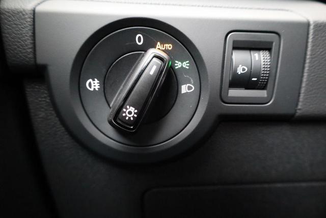 Volkswagen T-Cross 1.0 TSI 85 kW Life DSG Life, AHK, Side, ACC, Kamera, 3 J.-Garantie 