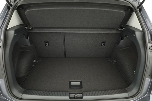 Volkswagen T-Cross 1.0 TSI 85 kW Life DSG Life, AHK, Side, ACC, Kamera, 3 J.-Garantie 