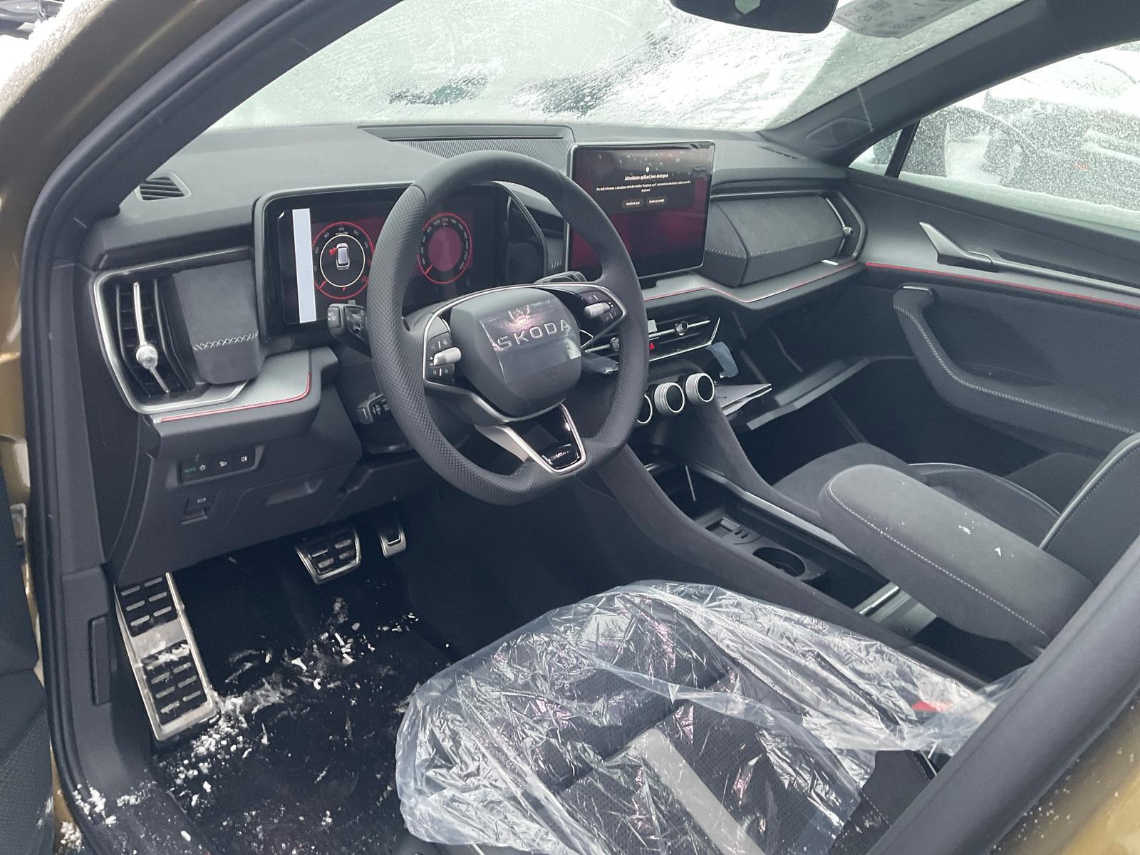 Skoda Kodiaq 1.5 TSI mHEV 110 kW Sportline DSG Sportline, 7-Sitzer, AHK, Navi, Side, Kamera, Matrix, Winter 