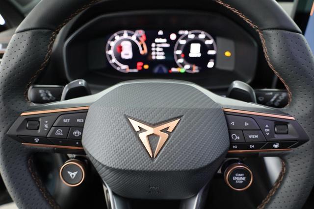 Cupra Formentor 1.5 eTSI 110 kW DSG, Matrix, AHK, Navi, Kamera, Winter, el. Klappe, 5 J.-Garantie 