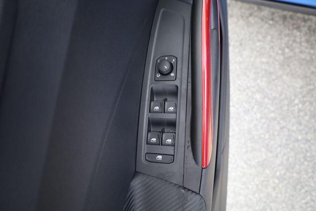 Skoda Fabia Monte Carlo 1.0 TSI Carlo, LED, Kamera, Winter, 17-Zoll, 5.J-Garantie 