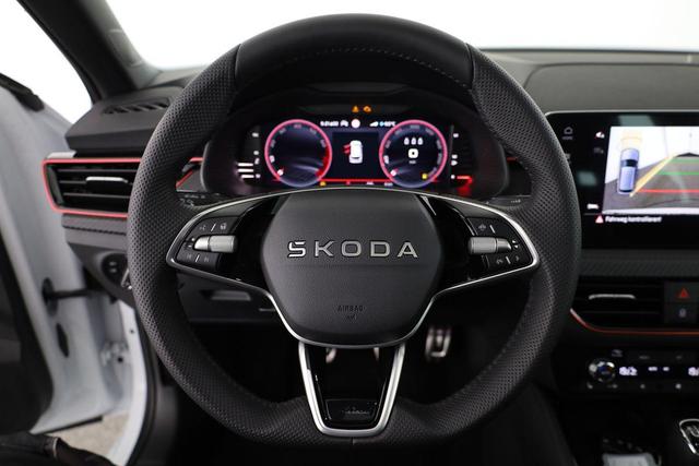 Skoda Kamiq Monte Carlo 1.5 TSI Carlo, Matrix, AHK, 18-Zoll, Pano, Navi, el. Klappe, 5 J.-Garantie 