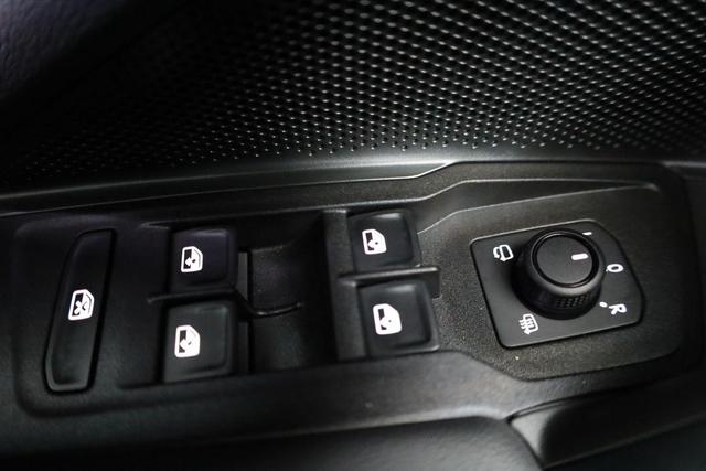 Volkswagen Tiguan 1.5 eTSI 110 kW Life DSG Life, Pano, Navi, EasyOpen, LED-Plus, 5 J.-Garantie 