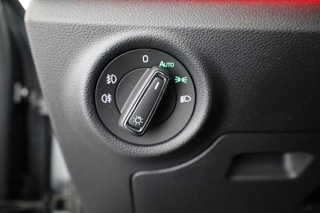 Skoda Kamiq Monte Carlo 1.5 TSI DSG Carlo, Matrix, 18-Zoll, Pano, Navi, Side, 5 J.-Garantie 