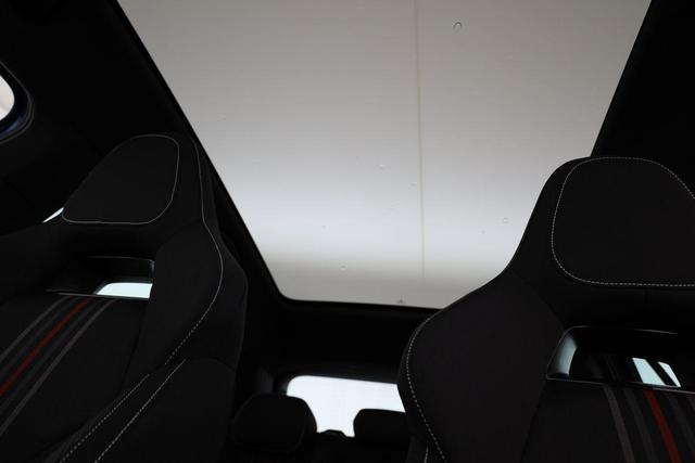 Skoda Kamiq Monte Carlo 1.5 TSI DSG Carlo, Matrix, AHK, 18-Zoll, Pano, Navi, Side, 5 J.-Garantie 