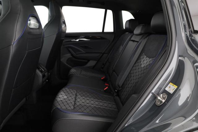 Skoda Kamiq Monte Carlo 1.5 TSI Carlo, Pano, Matrix, Navi, Kamera, Winter, 5 J.-Garantie 