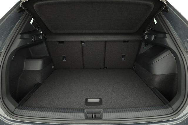 Skoda Kamiq Monte Carlo 1.5 TSI Carlo, Pano, Matrix, Navi, Kamera, Winter, 5 J.-Garantie 