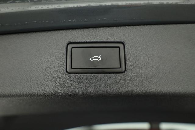 Volkswagen Tiguan 2.0 TSI 195 kW 4Motion R-Line DSG 4M Black, Pano, AHK, IQ.Light, AreaView, 20-Zoll, Navi 