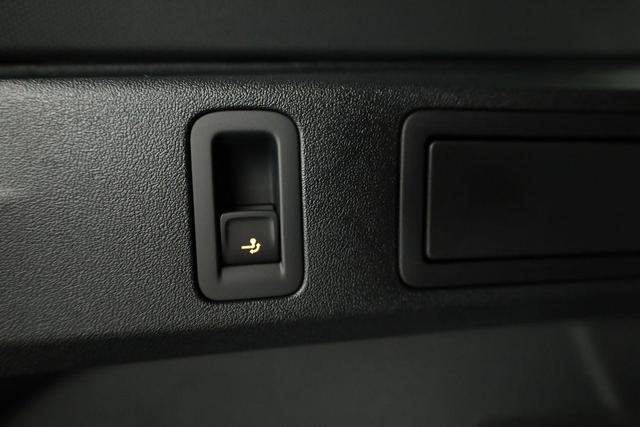 Volkswagen Tiguan 2.0 TSI 195 kW 4Motion R-Line DSG 4M Black, Pano, AHK, IQ.Light, AreaView, 20-Zoll, Navi 