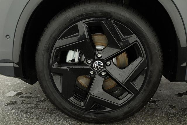 Volkswagen Tiguan 2.0 TDI 142 kW 4Motion R-Line DSG 4M Black Style, AHK. Navi, AreaView, Side, Winter, el. Klappe 