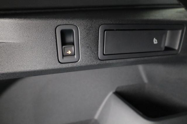 Volkswagen Tiguan 2.0 TDI 142 kW 4Motion R-Line DSG 4 Motion R-LINE, IQ.Light, AHK, Navi, AreaView, LEDER, Side, Winter, 20-Zoll 