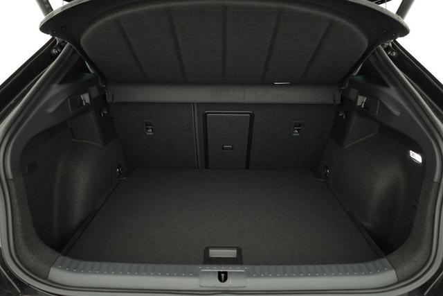 Cupra Formentor 1.5 eTSI 110 kW DSG, Matrix, Navi, Kamera, Winter, el. Klappe, 5 J.-Garantie 