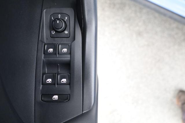 Volkswagen T-Cross 1.0 TSI 85 kW Life DSG Life, LED, Kamera, ACC, Side, Winter, 17-Zoll, 3-J. Garantie 