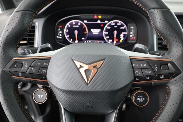 Cupra Ateca Basis 4Drive 2.0 TSI DSG 4Drive, AHK, AreaView, Navi, EasyOpen 