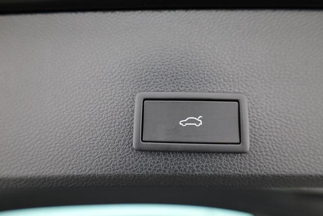 Cupra Ateca Basis 4Drive 2.0 TSI DSG 4Drive, AHK, AreaView, Navi, EasyOpen 