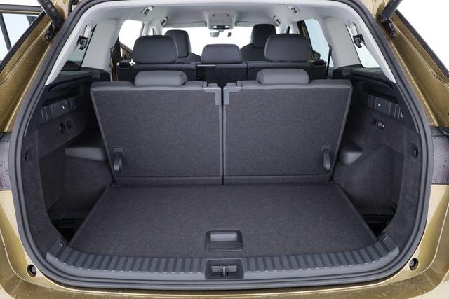 Skoda Kodiaq 2.0 TDI 142kW 4x4 Selection DSG Selection, 7-Sitzer, AHK, Navi, Side, el. Klappe, AreaView, ParkAssist 