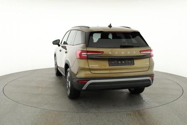 Skoda Kodiaq 2.0 TDI 142kW 4x4 Selection DSG Selection, 7-Sitzer, AHK, Navi, Side, el. Klappe, AreaView, ParkAssist 