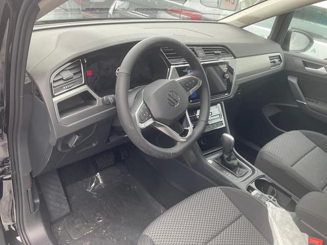 Volkswagen Touran - Comfortline BMT/Start-Stopp 1.5 TSI DSG Comfortline, 7-Sitzer, AHK, Navi, Kamera, Side, Winter, 3 J.-Garantie